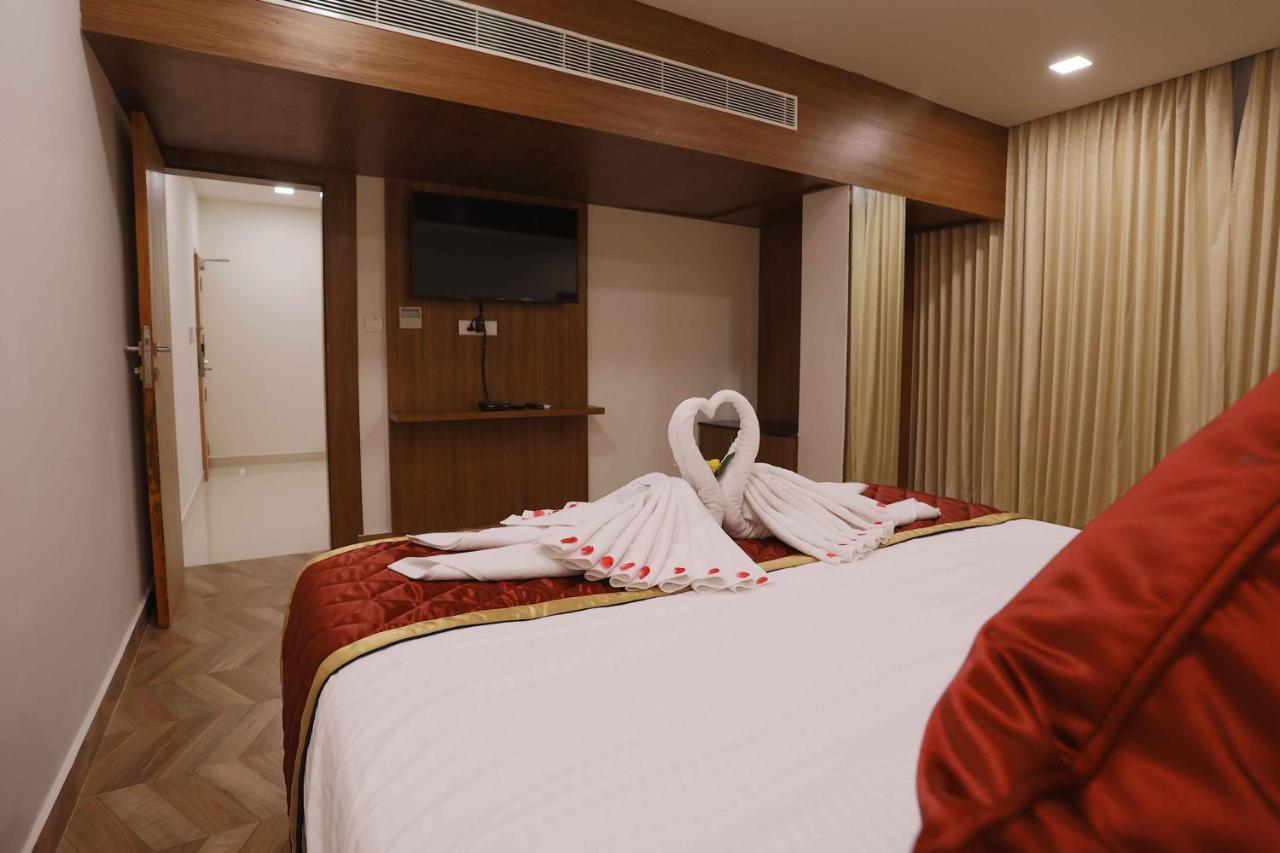 Hotel Bluemoon Tirunelveli Exterior foto