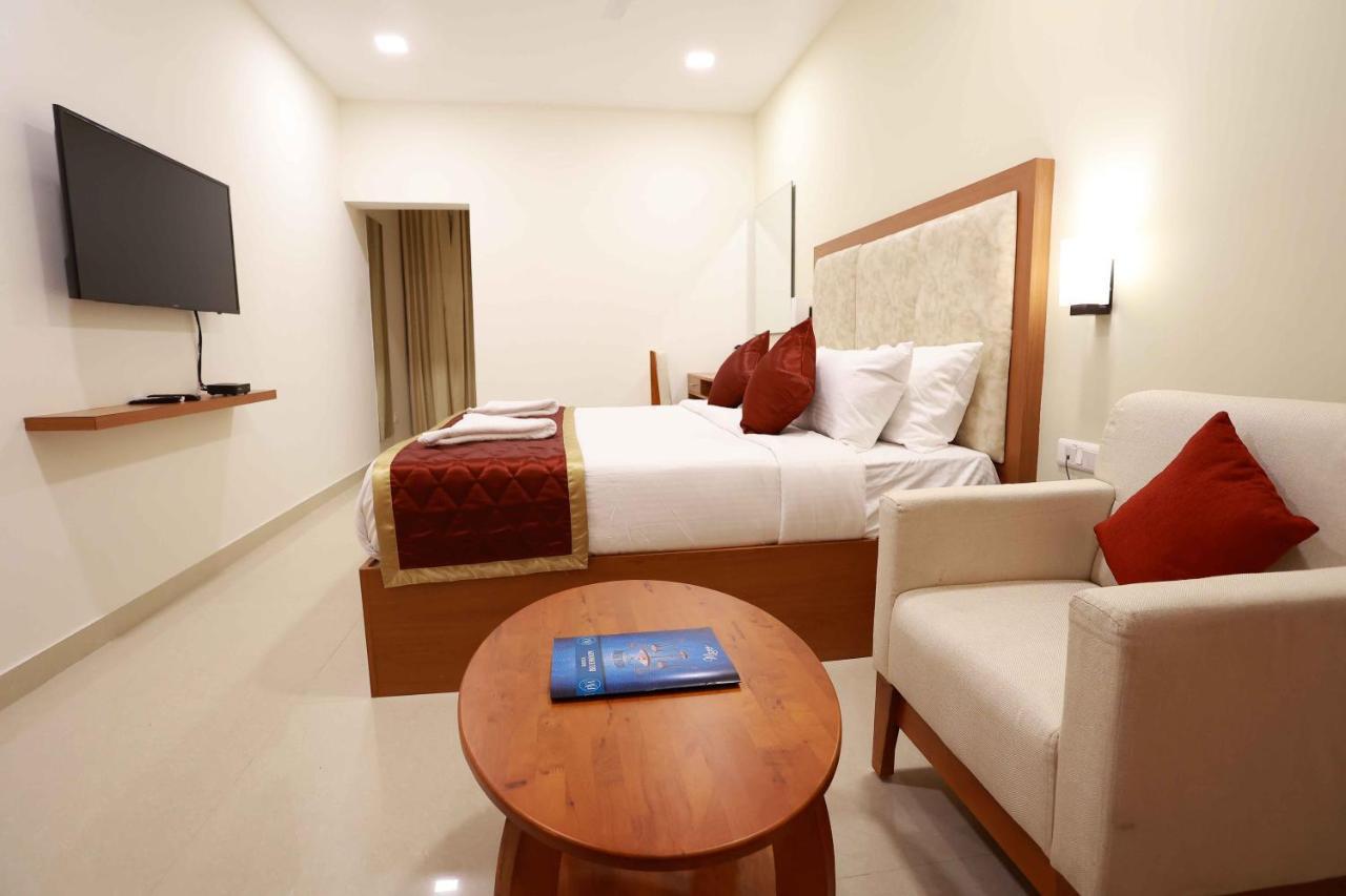 Hotel Bluemoon Tirunelveli Exterior foto