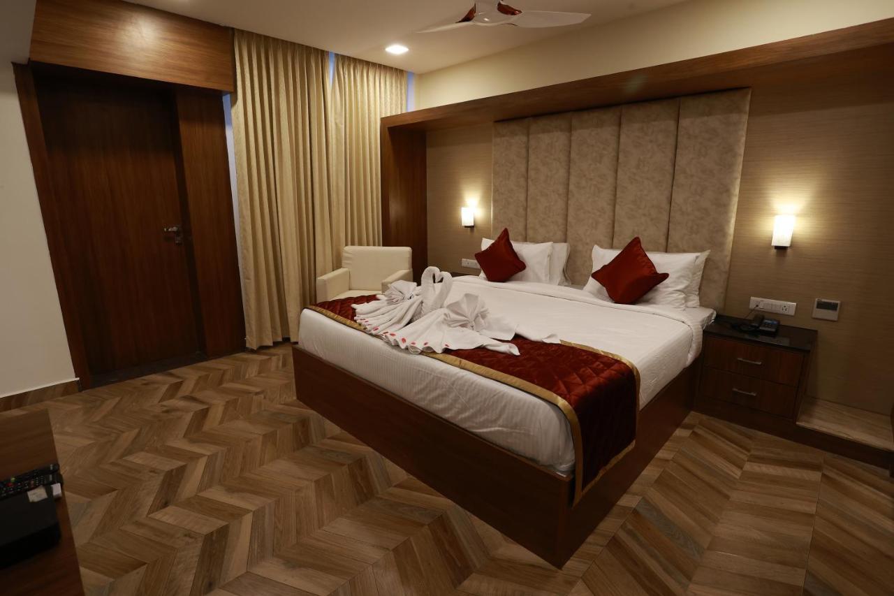 Hotel Bluemoon Tirunelveli Exterior foto