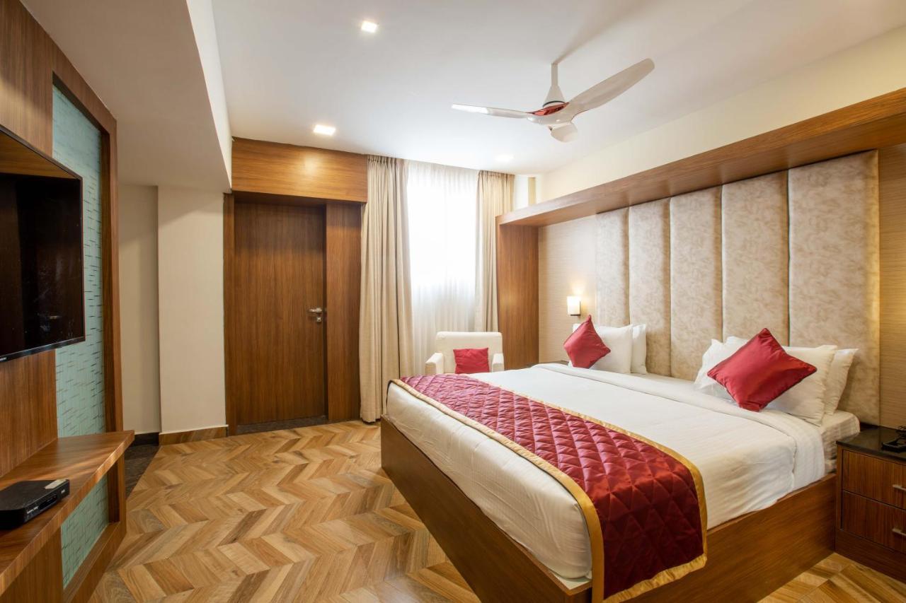 Hotel Bluemoon Tirunelveli Exterior foto